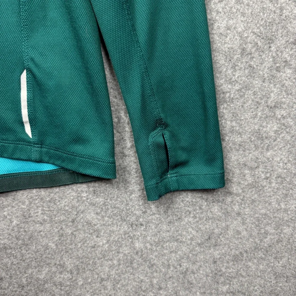 The North Face Mens FlashDry Quarter Zip Pullover Green Long Sleeve Size M